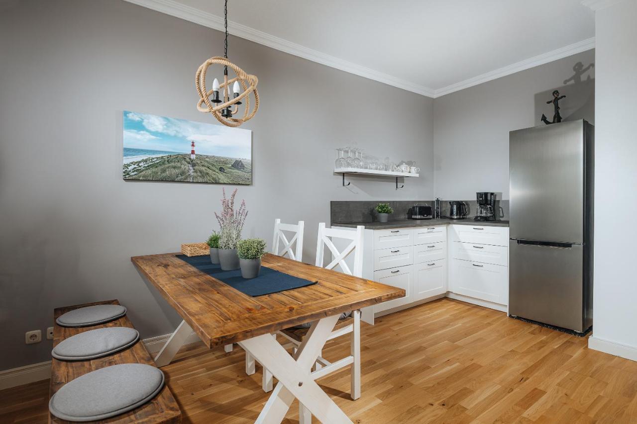 Grosse Koje Mit Terrasse Lejlighed Rostock Eksteriør billede